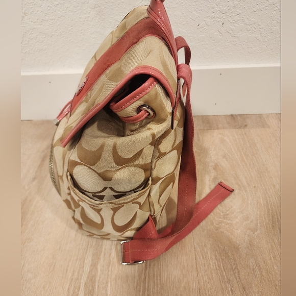 Coach Signature SIS Backpack - Picture 3 of 14